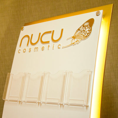 Рекламный стенд Nucu cosmetic