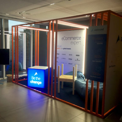 Стенд компании Astound Commerce